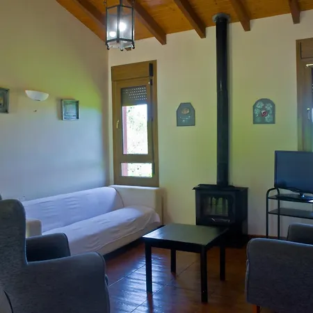 Complejo Rural El Mirador De Ovio Cuevas (Llanes)