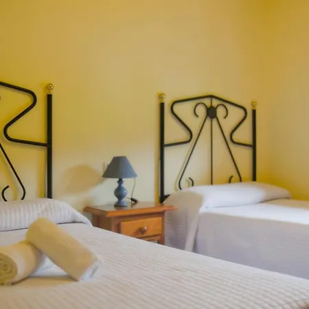 Complejo Rural El Mirador De Ovio * Cuevas (Llanes)