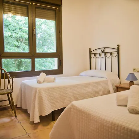 Complejo Rural El Mirador De Ovio Cuevas (Llanes)